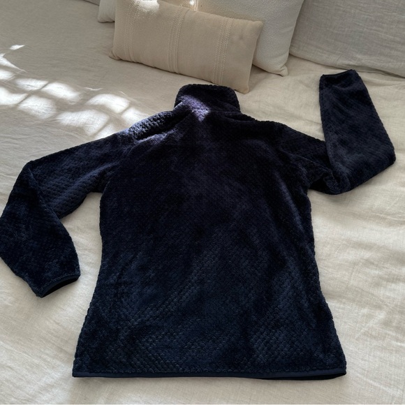 Columbia Woman’s Fire Side Half Zip Sherpa Fleece Pullover in Navy Blue - Picture 6 of 11